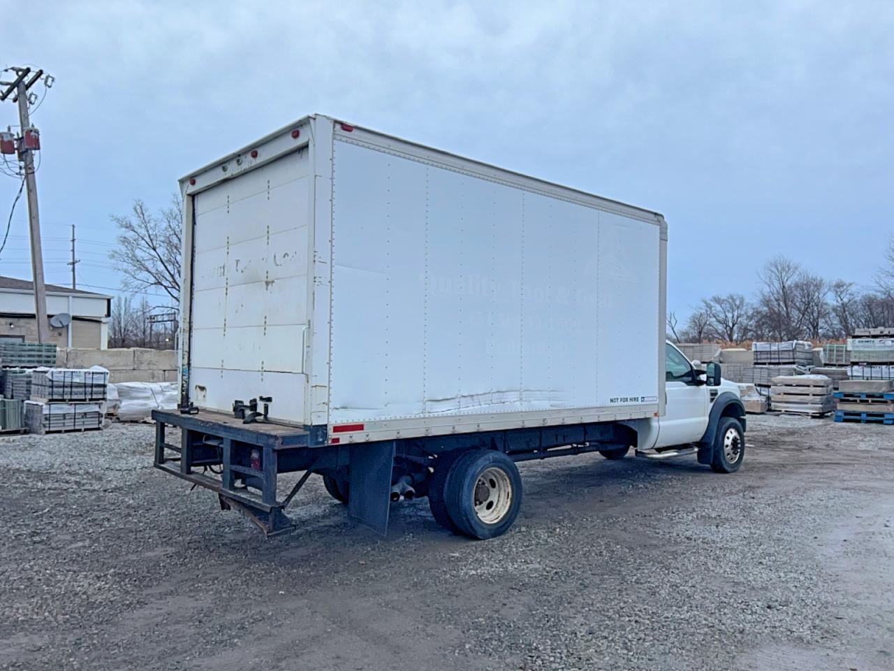 2008 Ford F550 Super Duty White vin: 1FDAF56R78EA75715