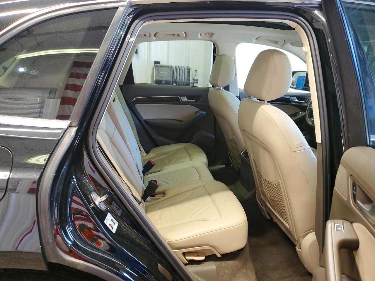 2013 Audi Q5 Premium Black vin: WA1CFBFPXDA051110