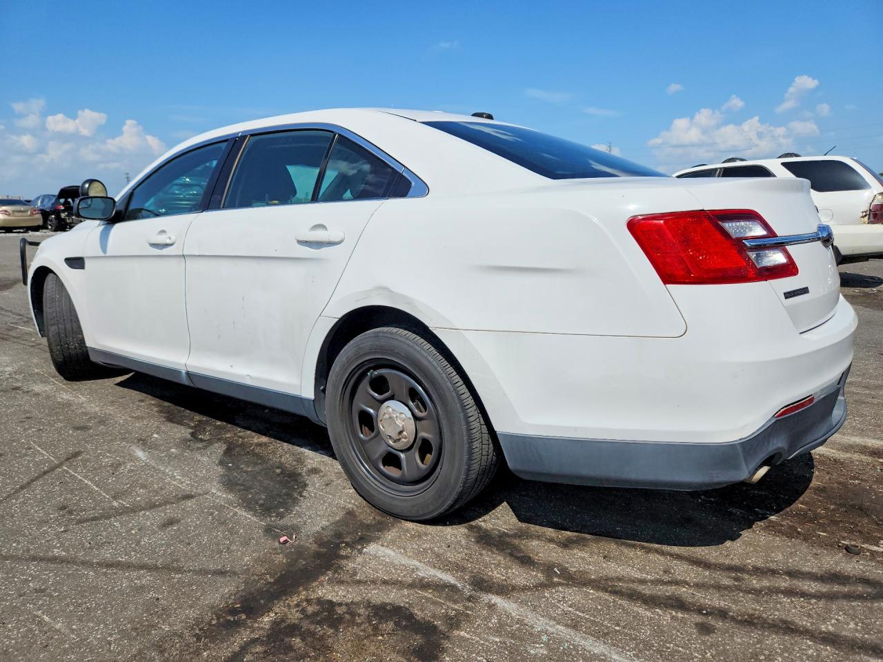 2013 Ford Taurus Police Interceptor White vin: 1FAHP2L83DG132023