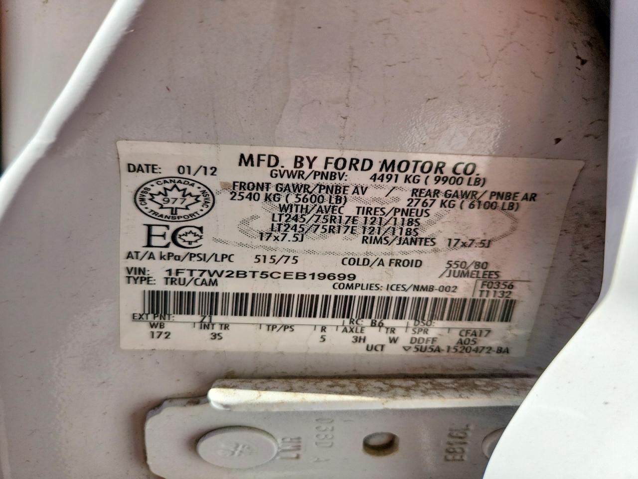 2012 Ford F250 Super Duty White vin: 1FT7W2BT5CEB19699