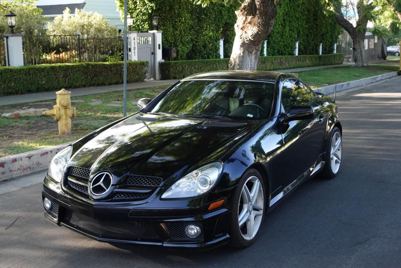 2011 Mercedes-benz Slk 300 Черный vin: WDBWK5EAXBF241260
