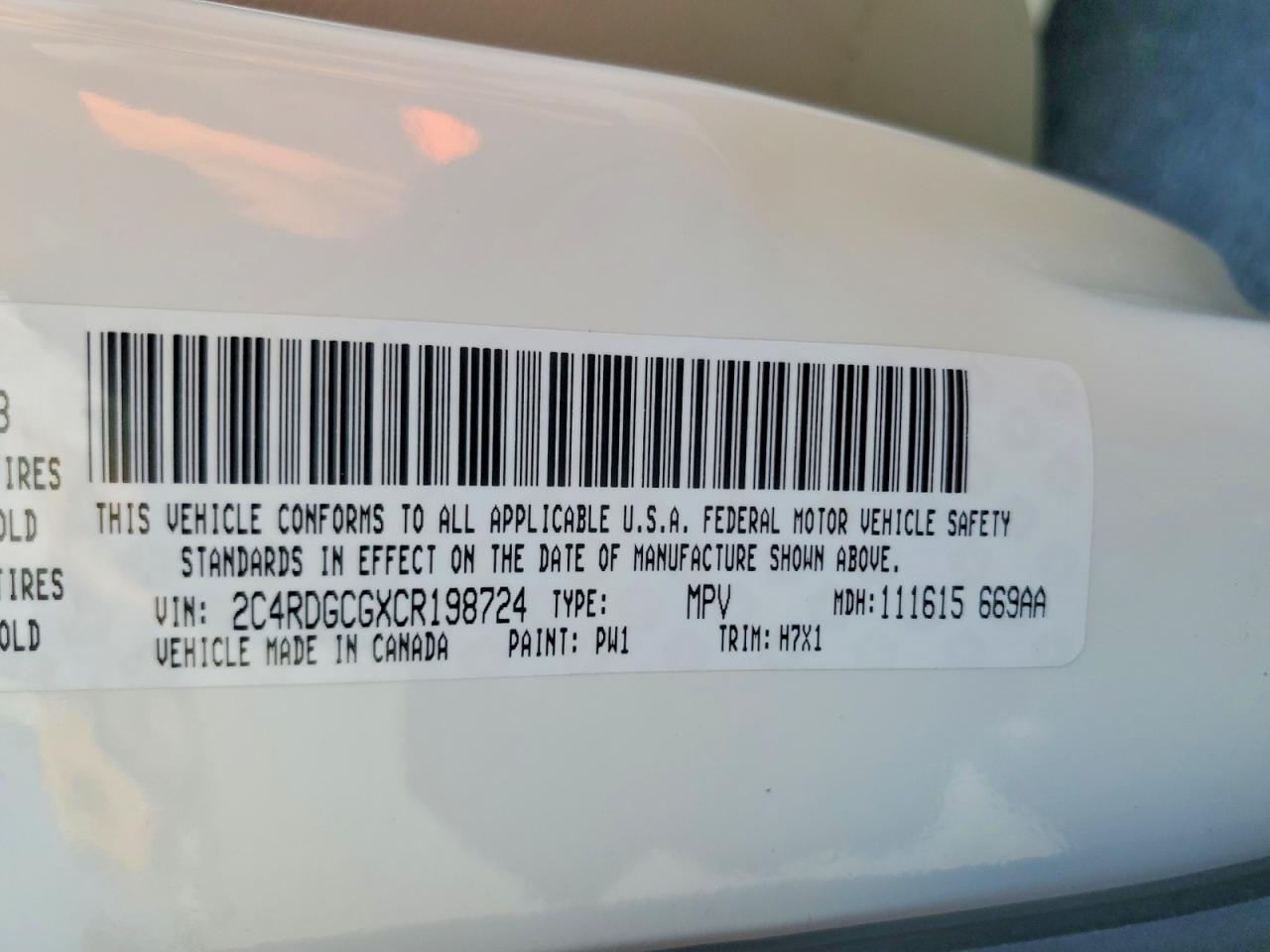 2012 Dodge Grand Caravan Sxt White vin: 2C4RDGCGXCR198724