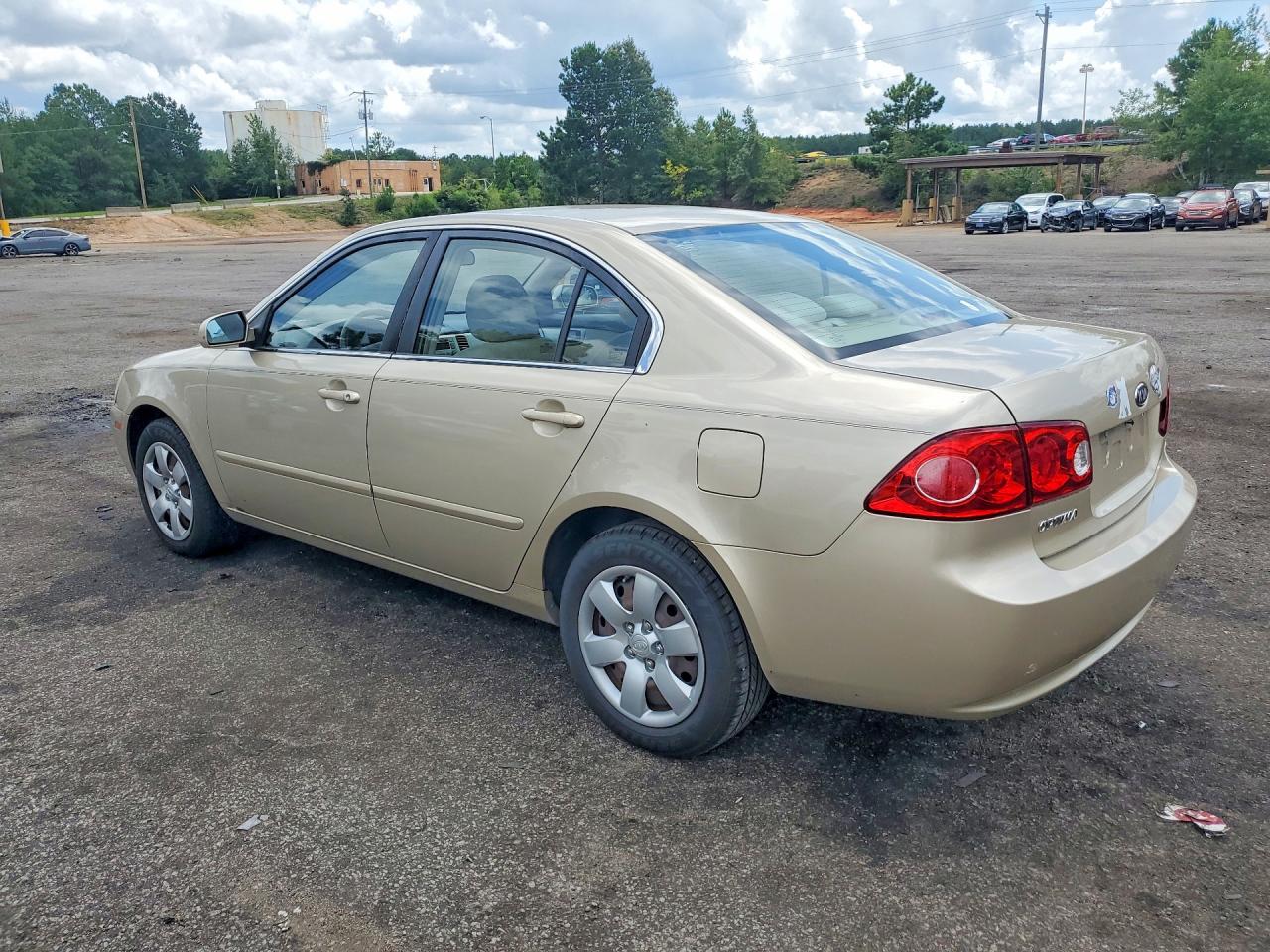 2008 Kia Optima Lx Beige vin: KNAGE123885244942