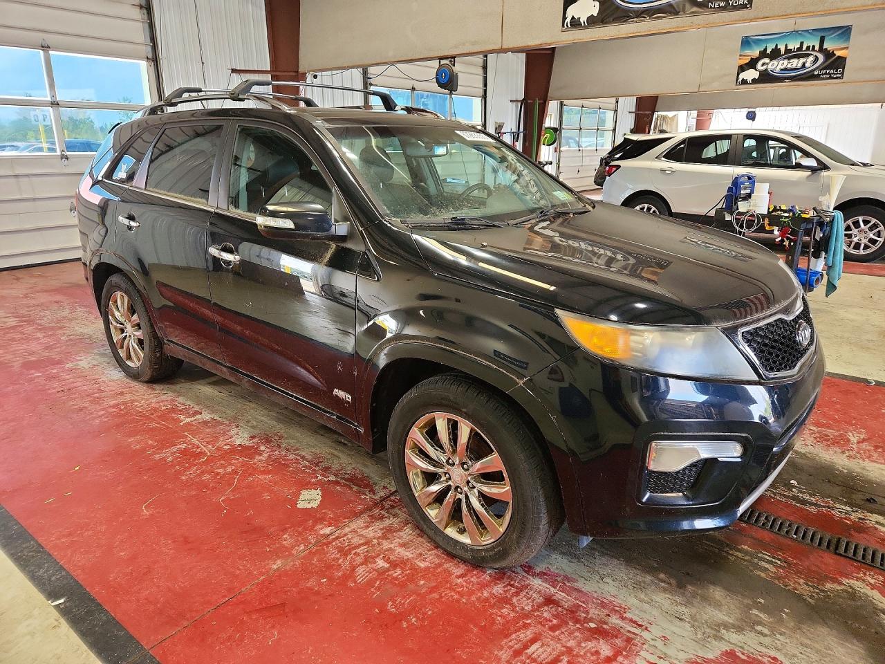 2011 Kia Sorento Sx Black vin: 5XYKWDA23BG160675