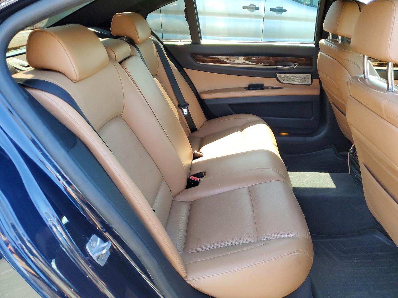 2014 Bmw 750 Lxi Blue vin: WBAYF8C59ED141850