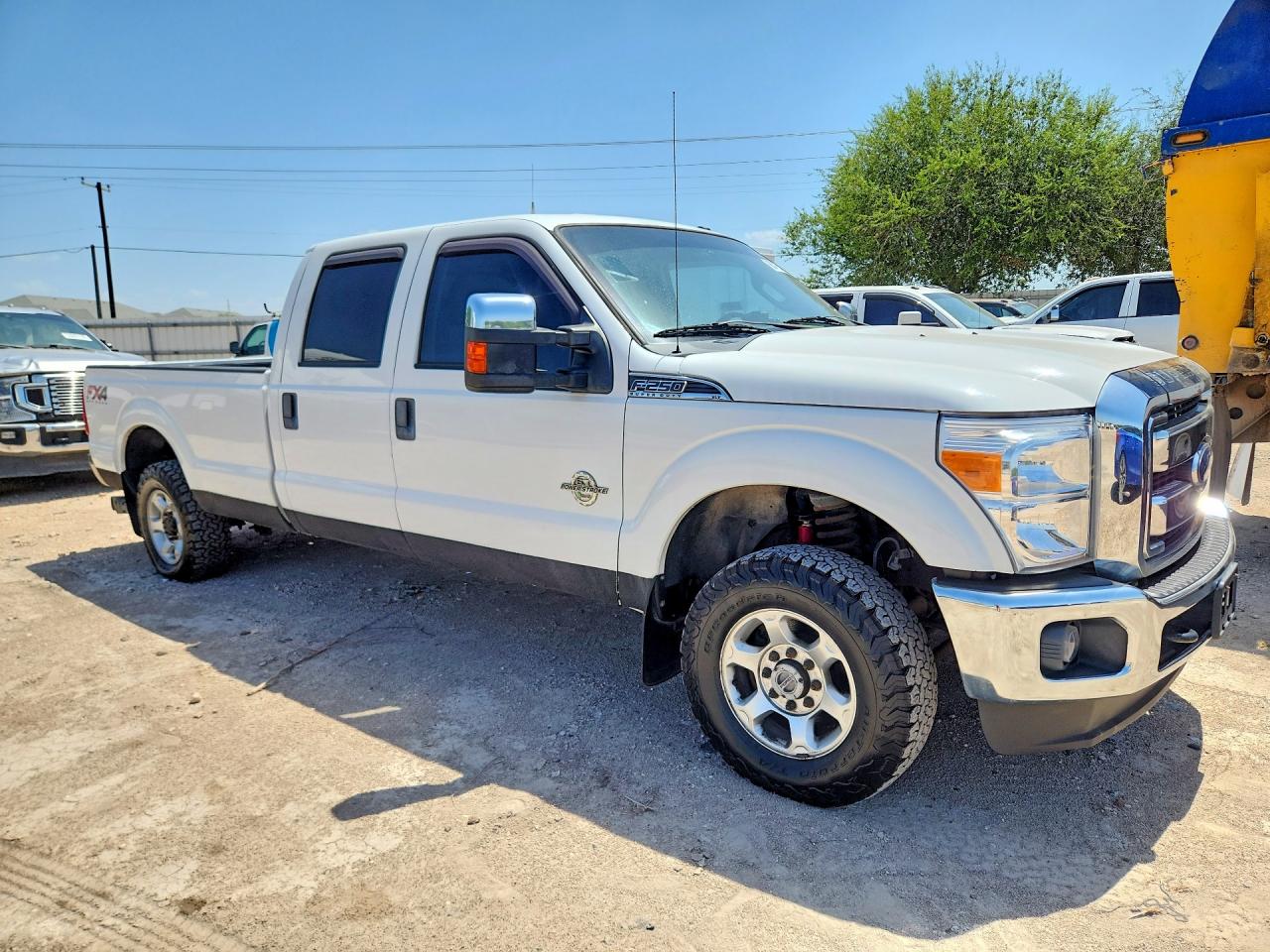 2014 Ford F250 Super Duty Белый vin: 1FT7W2BT6EEA14446
