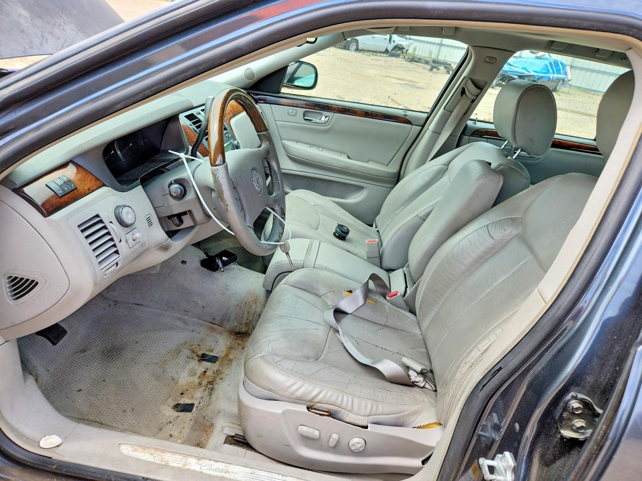 2010 Cadillac Dts Luxury Collection Угольный vin: 1G6KD5EY6AU133691