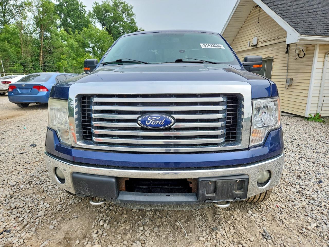 2012 Ford F150 Super Cab Two Tone vin: 1FTFX1ET4CFA68009