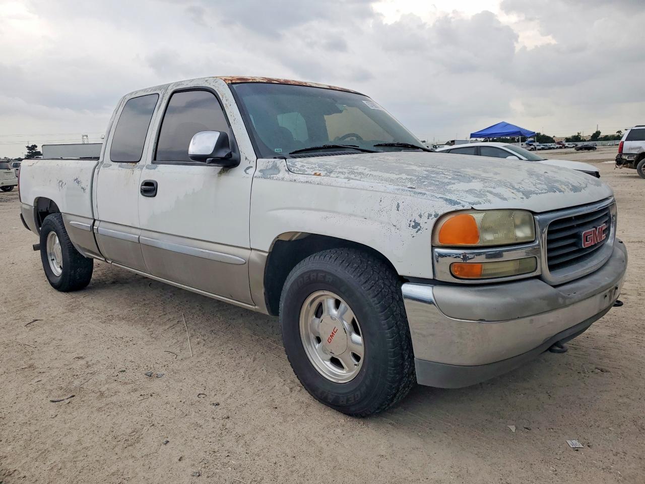 2002 Gmc New Sierra C1500 Cream vin: 2GTEC19TX21163018