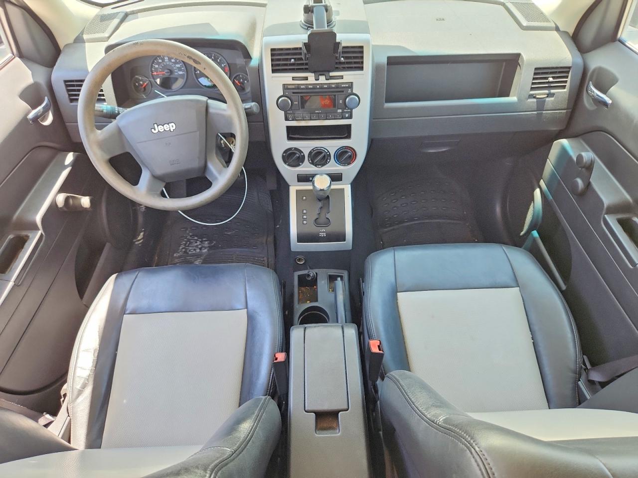 2008 Jeep Patriot Sport White vin: 1J8FT28058D554147
