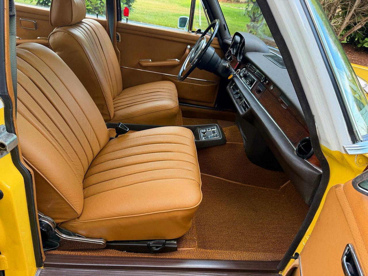 1973 Mercedes-benz 280sel 4.5 Two Tone vin: 10806812021193