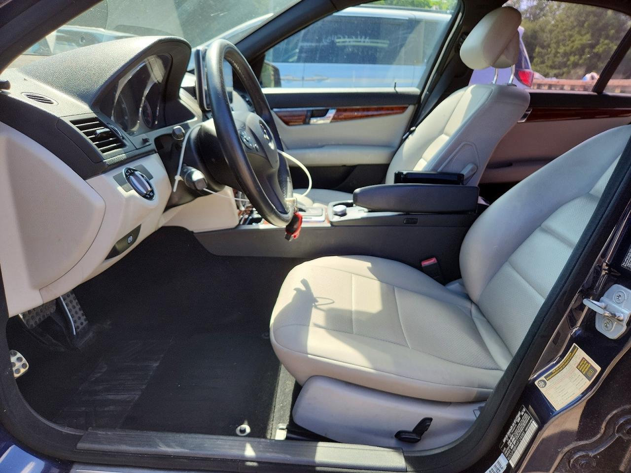 2010 Mercedes-benz C 300 4matic Blue vin: WDDGF8BB9AR124085