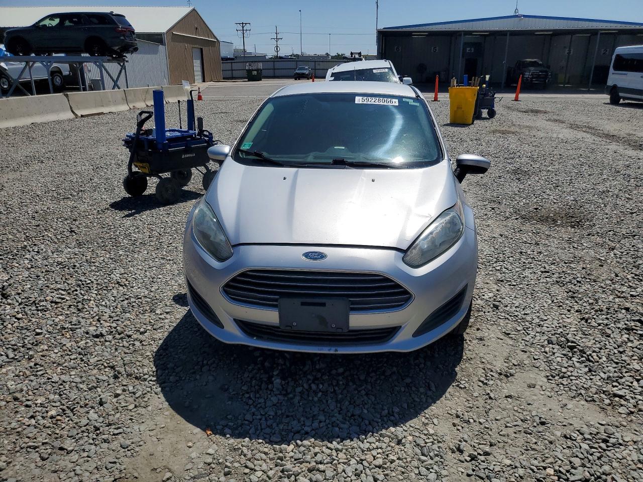 2014 Ford Fiesta S Silver vin: 3FADP4TJ3EM221319