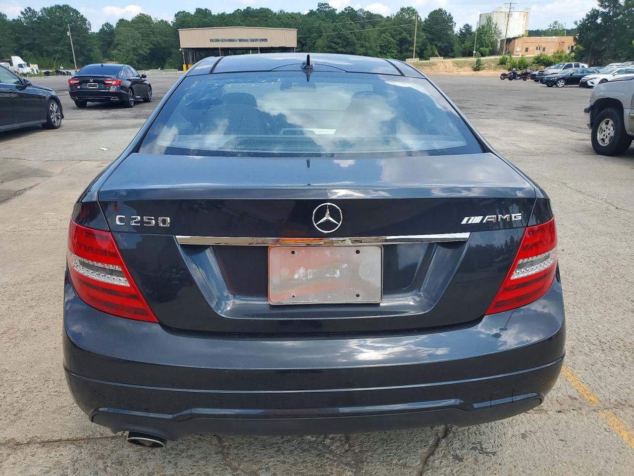 2015 Mercedes-benz C 250 Black vin: WDDGJ4HBXFG387171