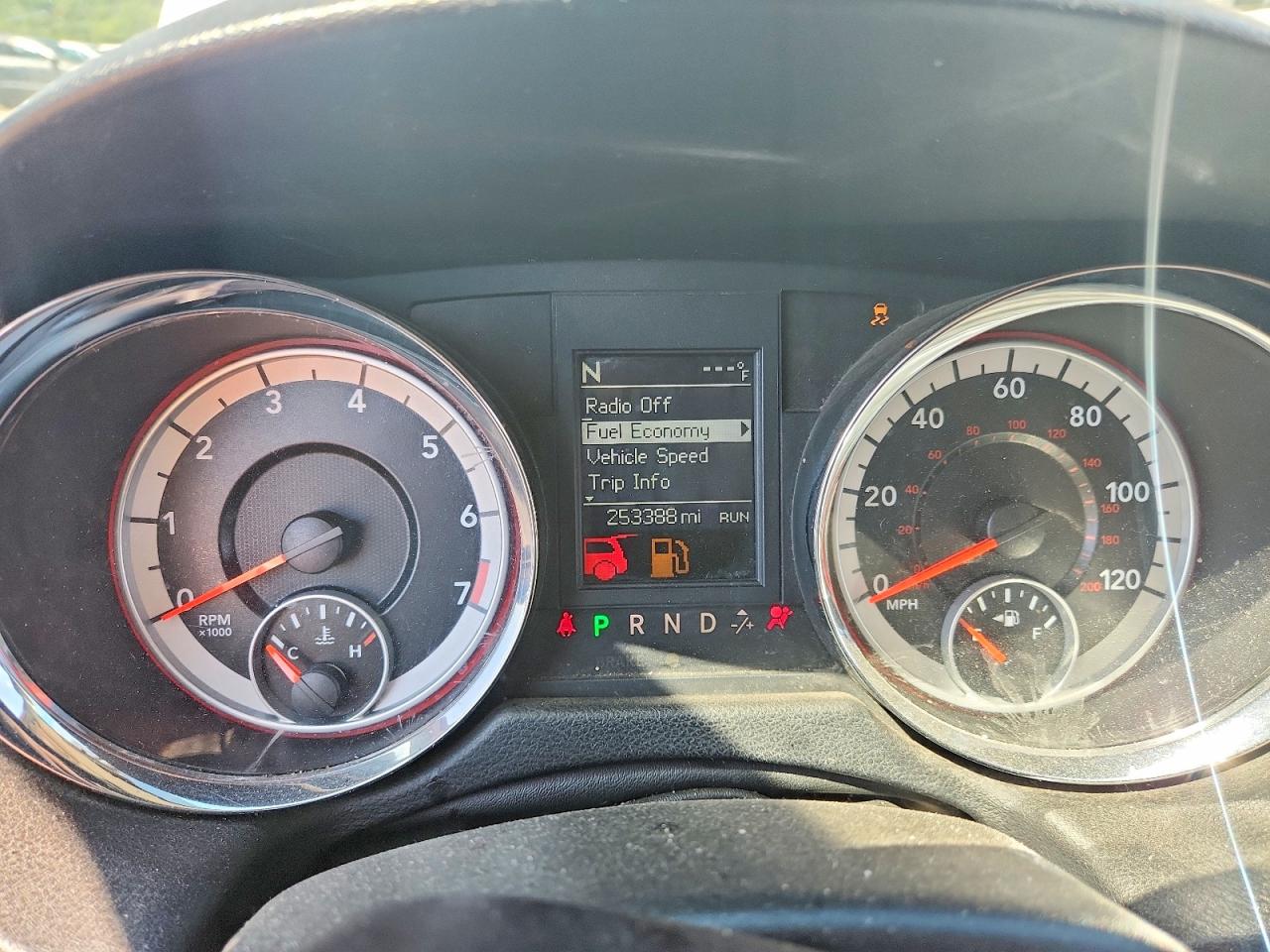 2012 Dodge Grand Caravan Crew White vin: 2C4RDGDG9CR177846