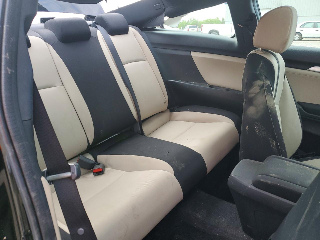 2017 Honda Civic Ex Черный vin: 2HGFC3B39HH357289