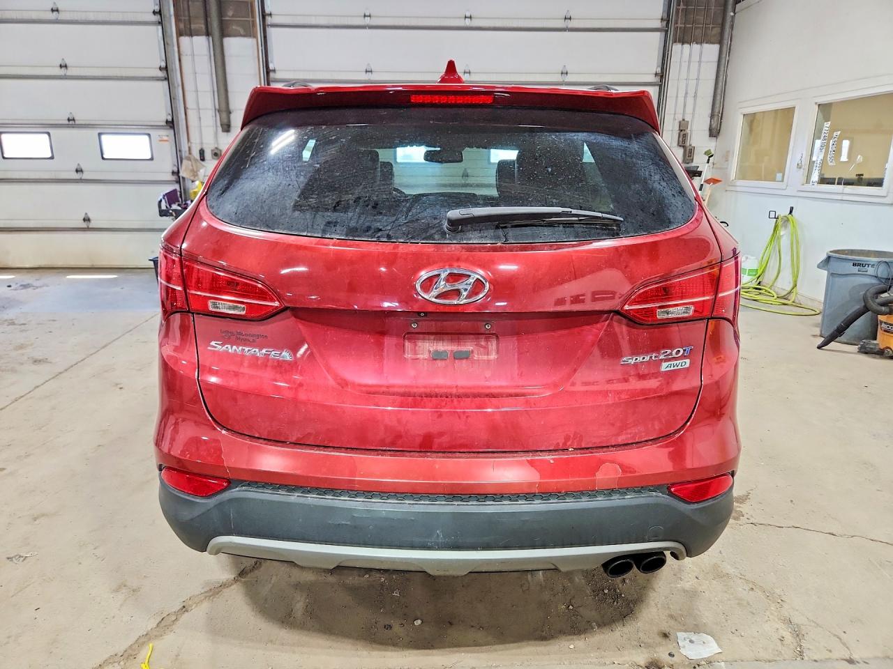 2013 Hyundai Santa Fe Sport 2.0t Silver vin: 5XYZUDLA8DG005261