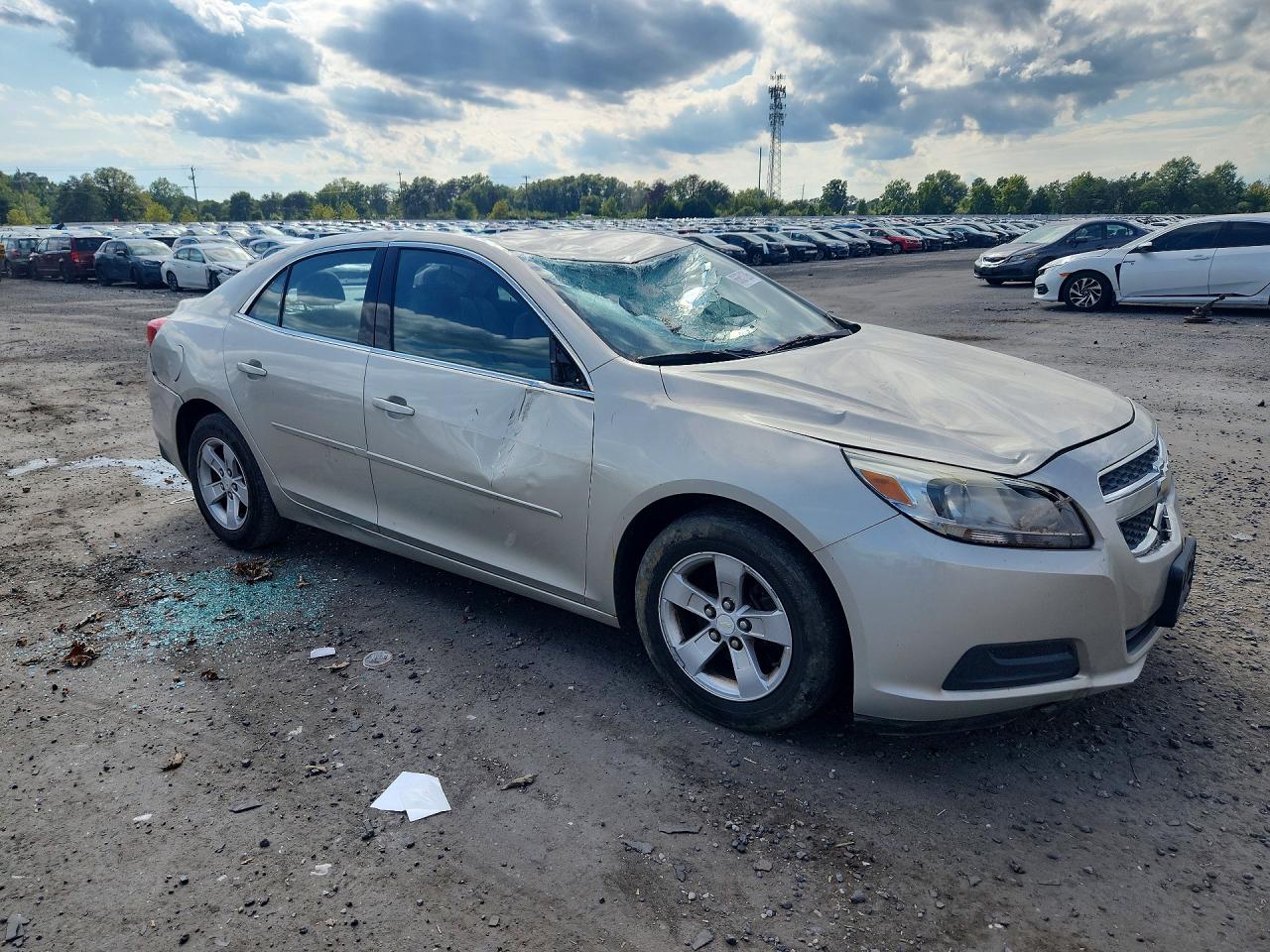 2013 Chevrolet Malibu Ls Tan vin: 1G11B5SA6DF188990
