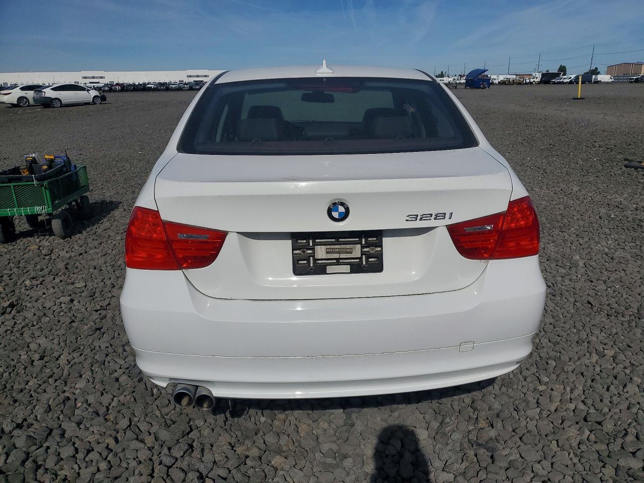 2011 Bmw 328 Xi Sulev White vin: WBAPK5G59BNN24385