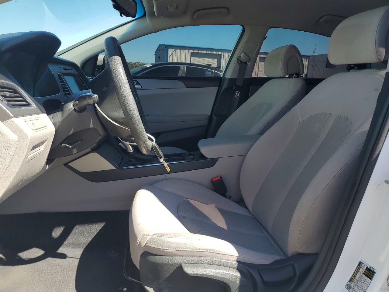 2017 Hyundai Sonata Se Белый vin: 5NPE24AF3HH470242