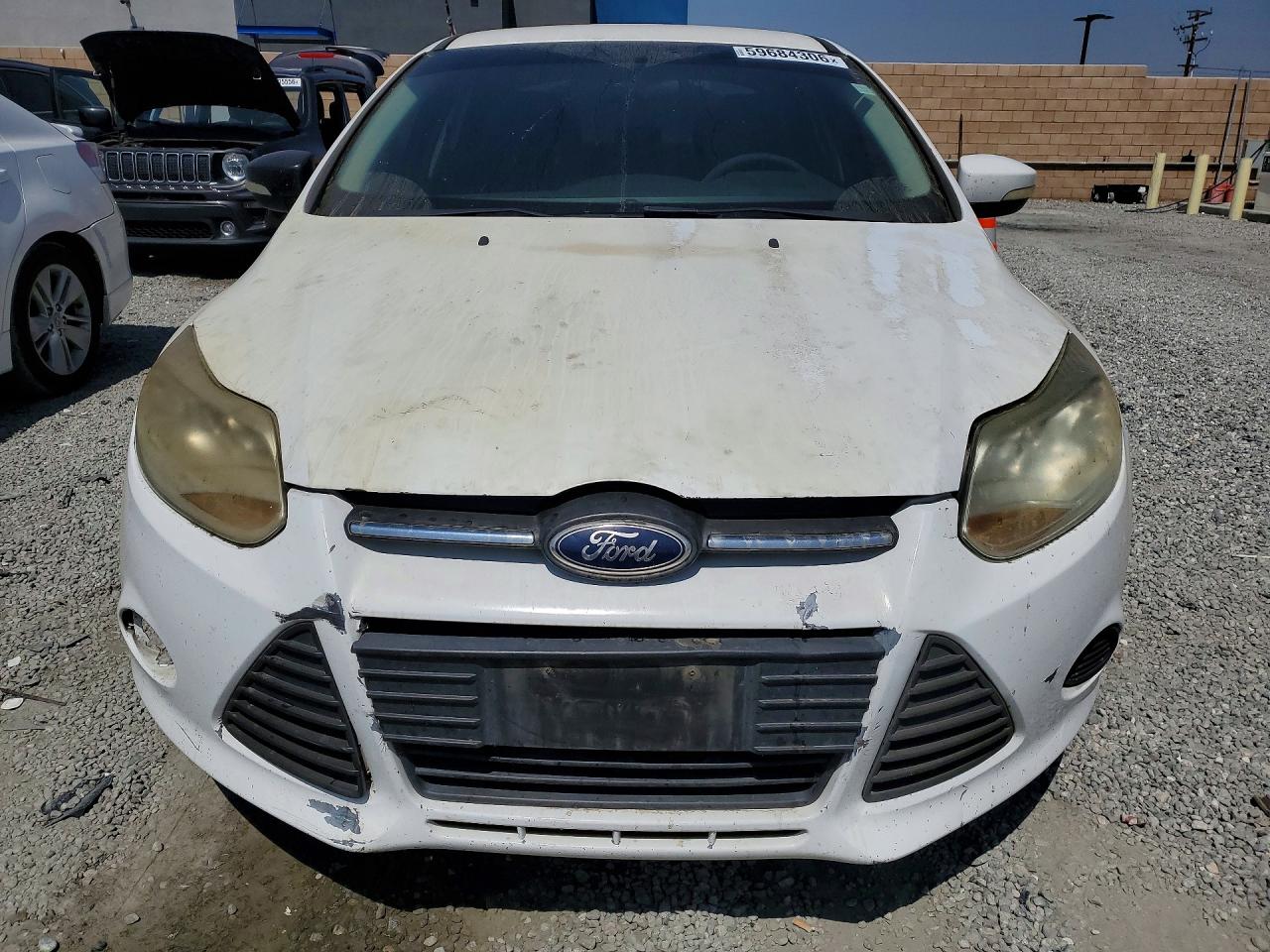 2014 Ford Focus Se White vin: 1FADP3F27EL110840