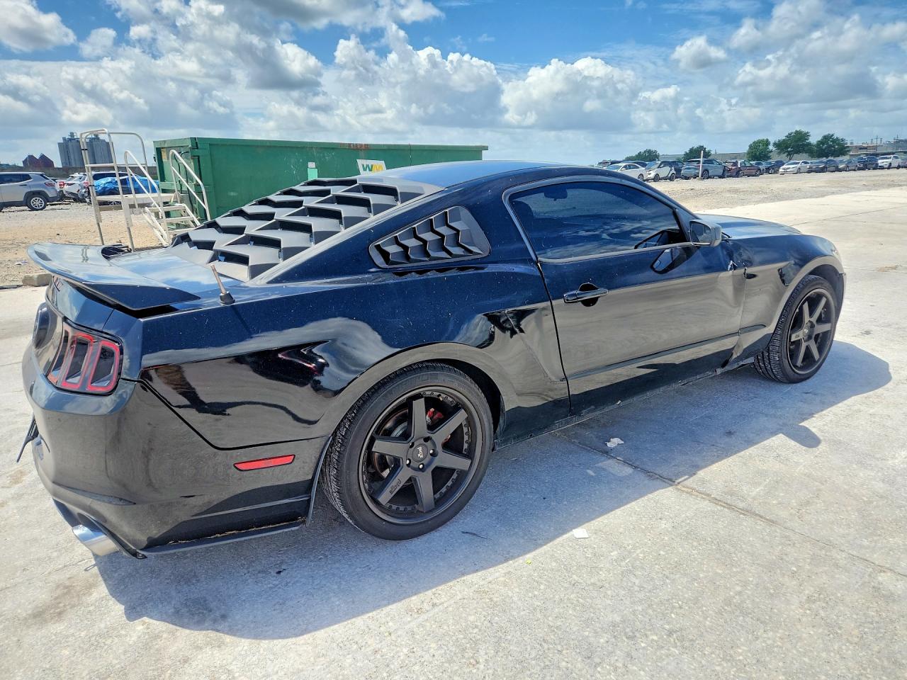 2014 Ford Mustang Black vin: 1ZVBP8AM8E5326334