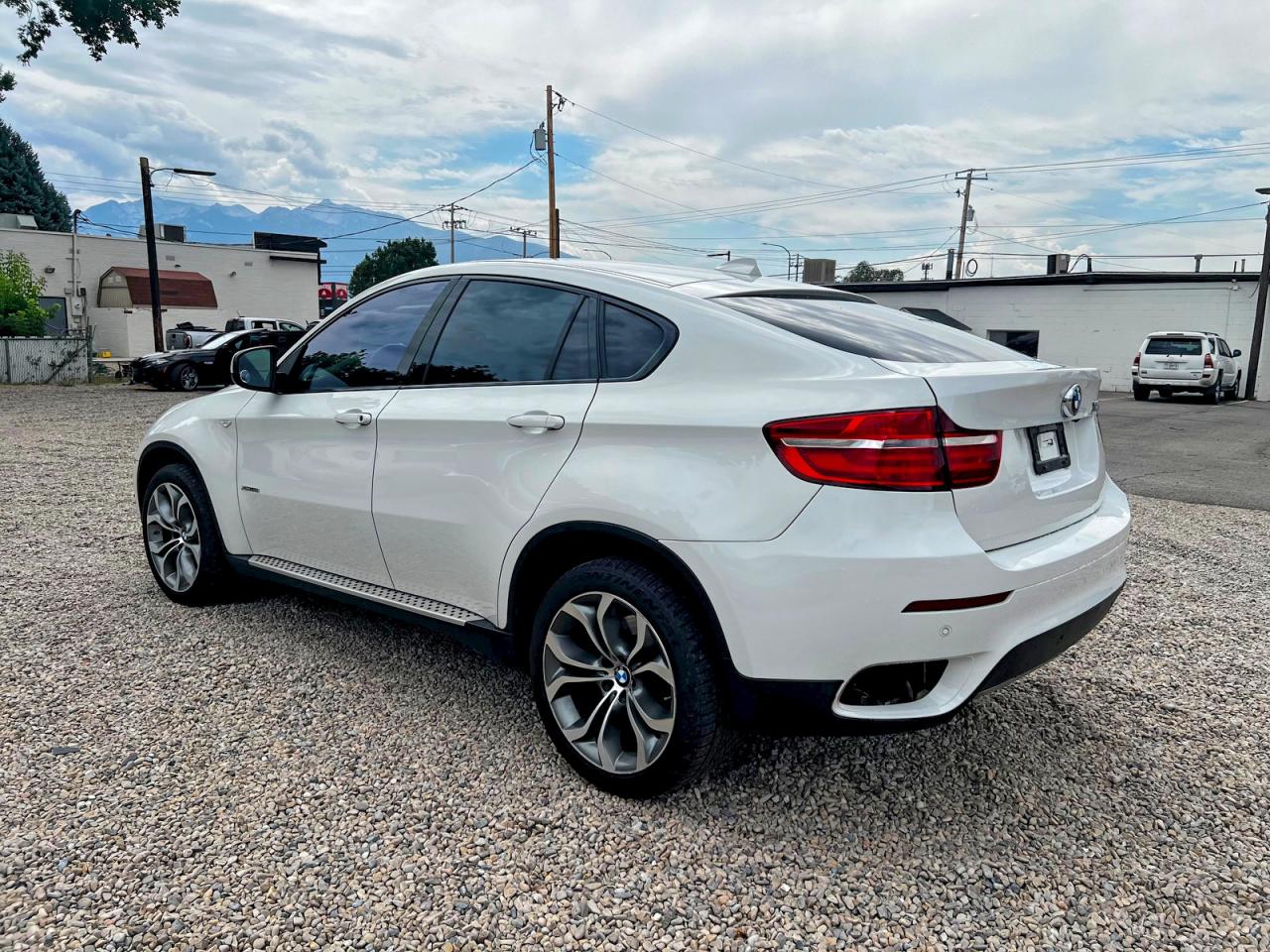2014 Bmw X6 Xdrive50i White vin: 5UXFG8C52EL592985