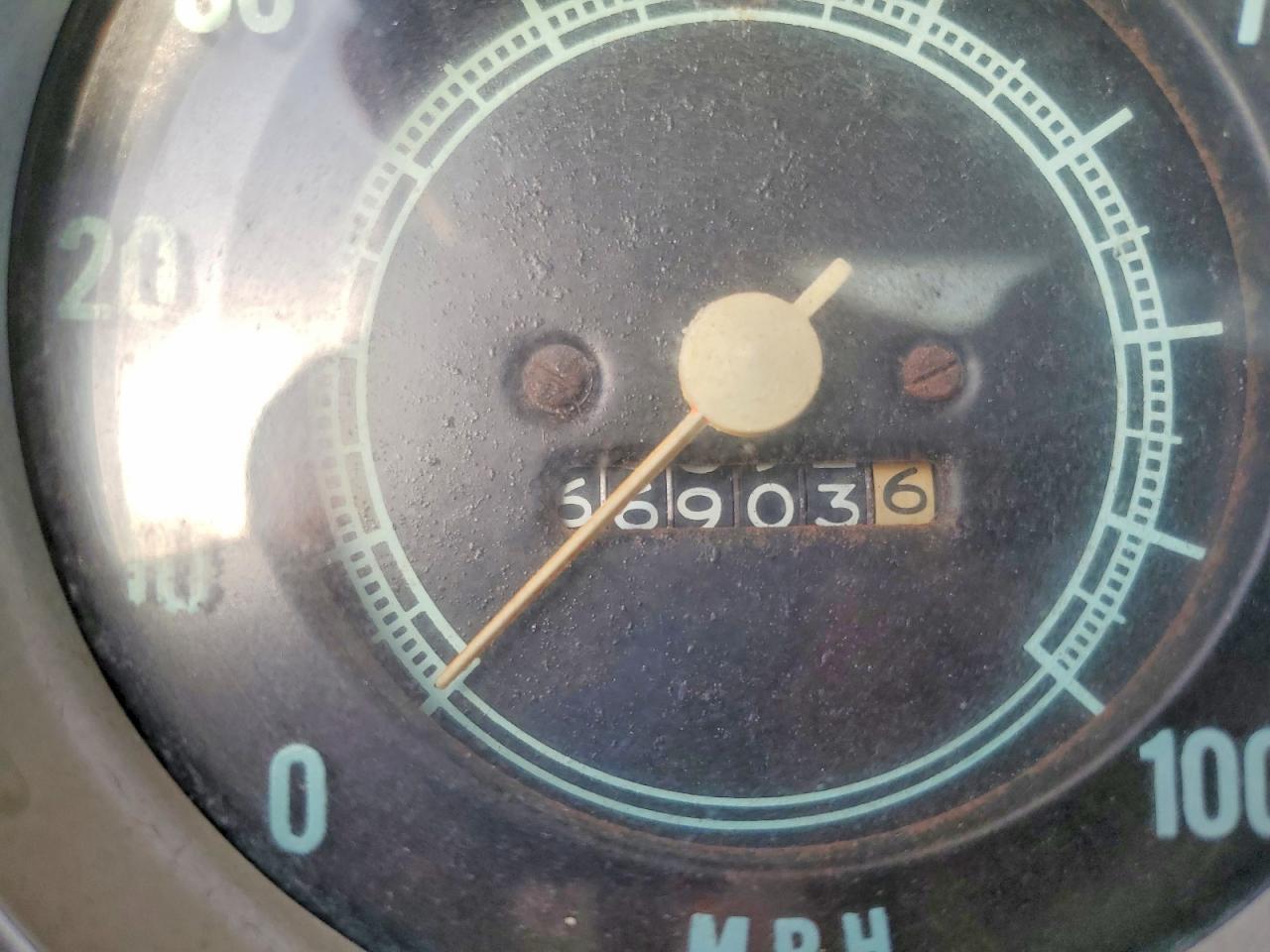 1981 Gmc Uk Black vin: TCE142S520021