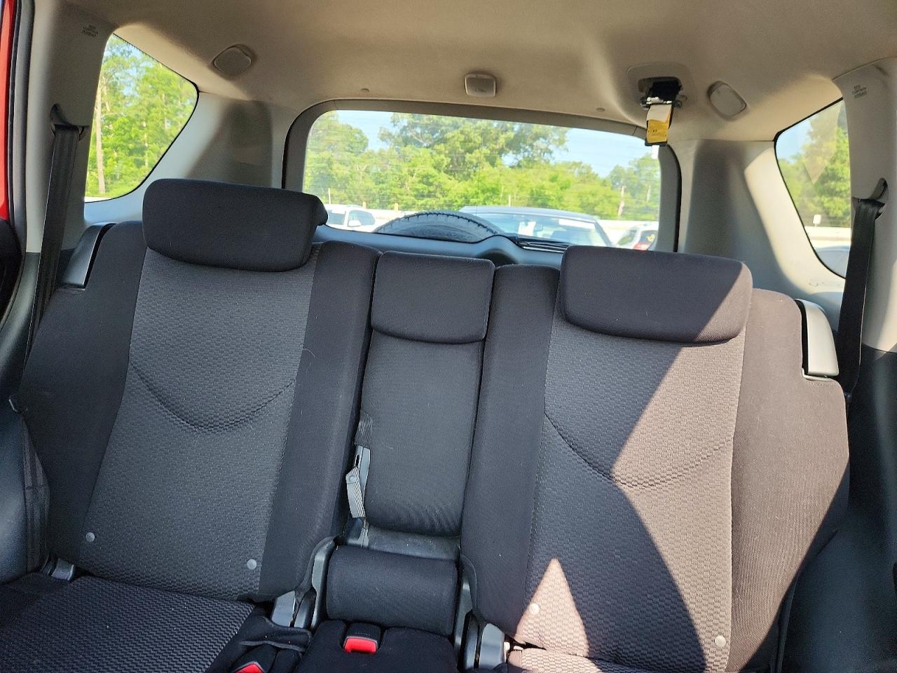 2008 Toyota Rav4 Sport Red vin: JTMBK32V585047259