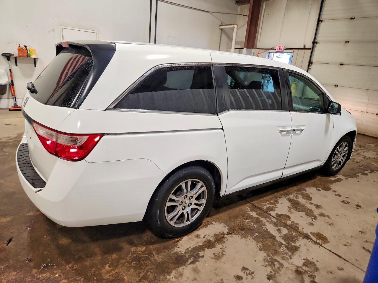 2012 Honda Odyssey Ex White vin: 5FNRL5H47CB021842