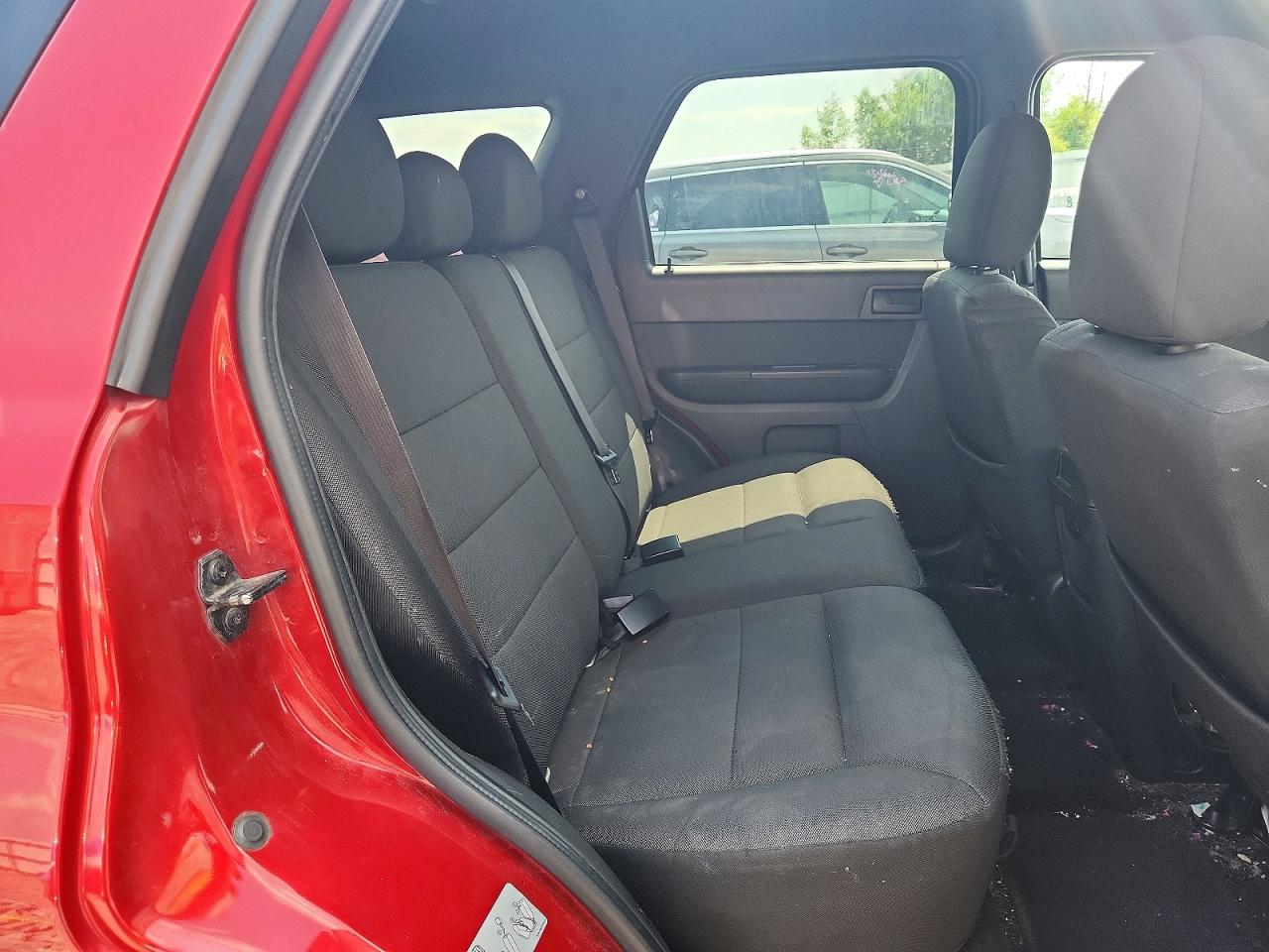 2010 Ford Escape Xlt Red vin: 1FMCU9DG8AKC92446