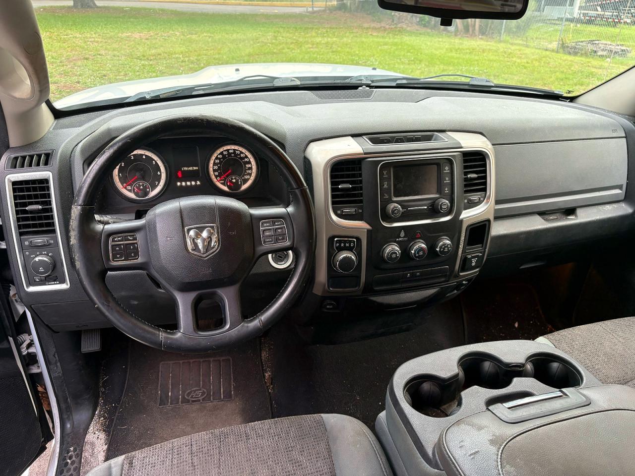 2014 Ram 1500 Slt White vin: 1C6RR6GT8ES480498
