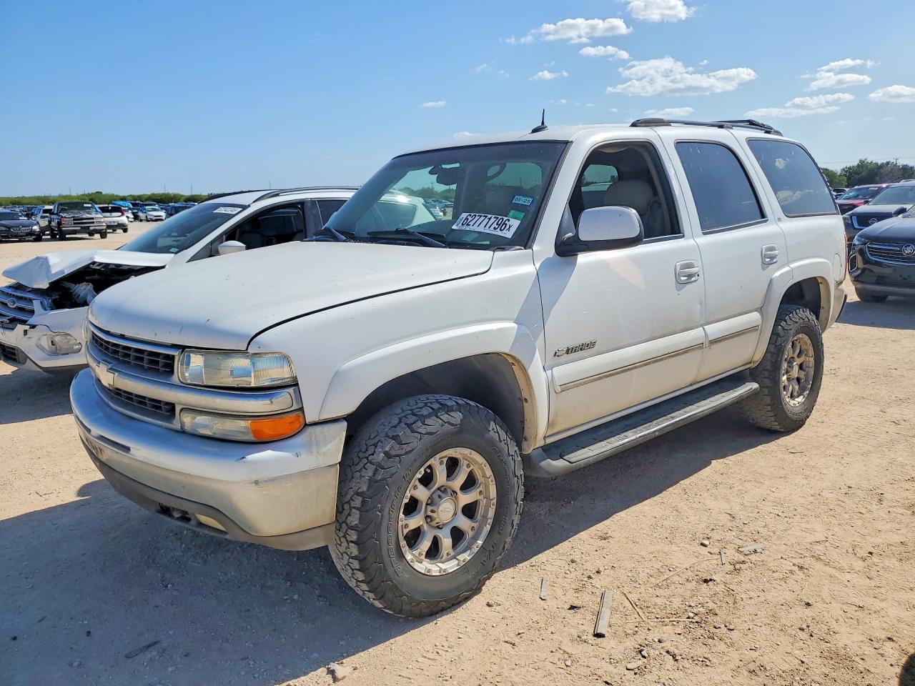 2003 Chevrolet Tahoe K1500 White vin: 1GNEK13Z03R135938