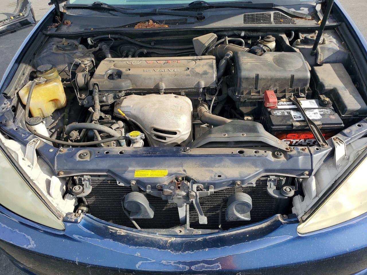 2002 Toyota Camry Le Blue vin: JTDBE32K020096063