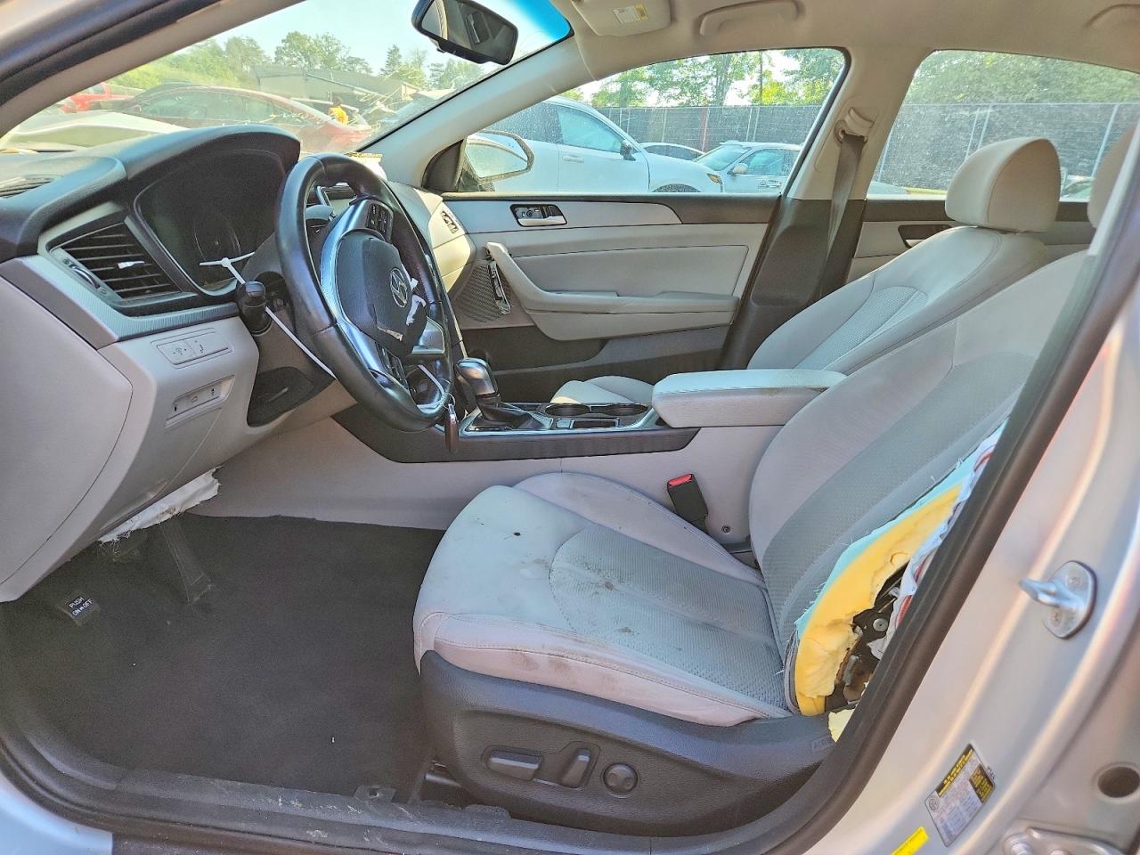 2018 Hyundai Sonata Sel Silver vin: 5NPE34AF2JH618741