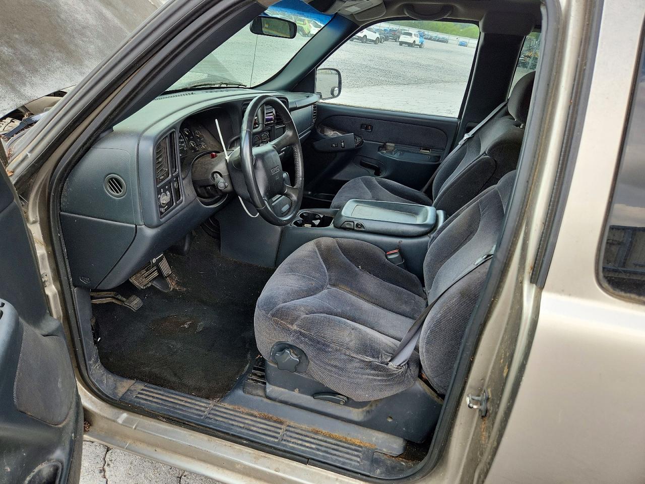 2000 Gmc New Sierra C1500 Tan vin: 1GTEC19V7YZ215058