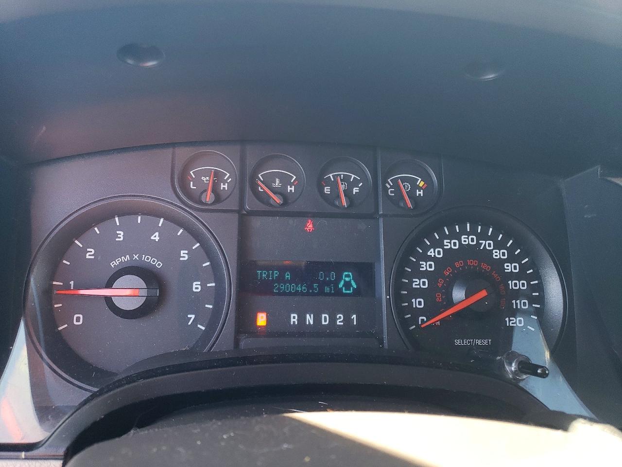 2010 Ford F150 Белый vin: 1FTMF1EW9AKE45037