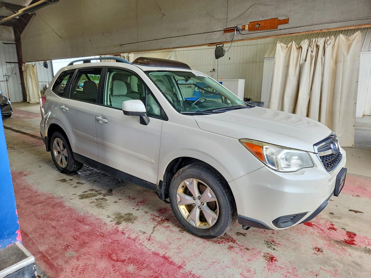 2014 Subaru Forester 2.5i Premium White vin: JF2SJAEC4EH534918