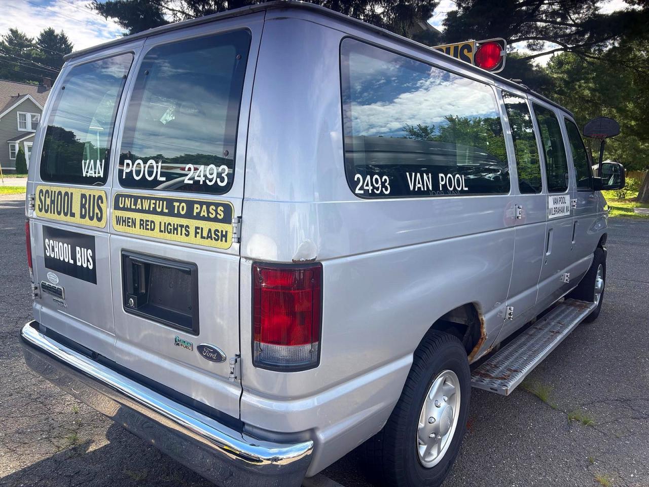 2013 Ford Econoline E250 Van Gray vin: 1FTNE2EW5DDB17877