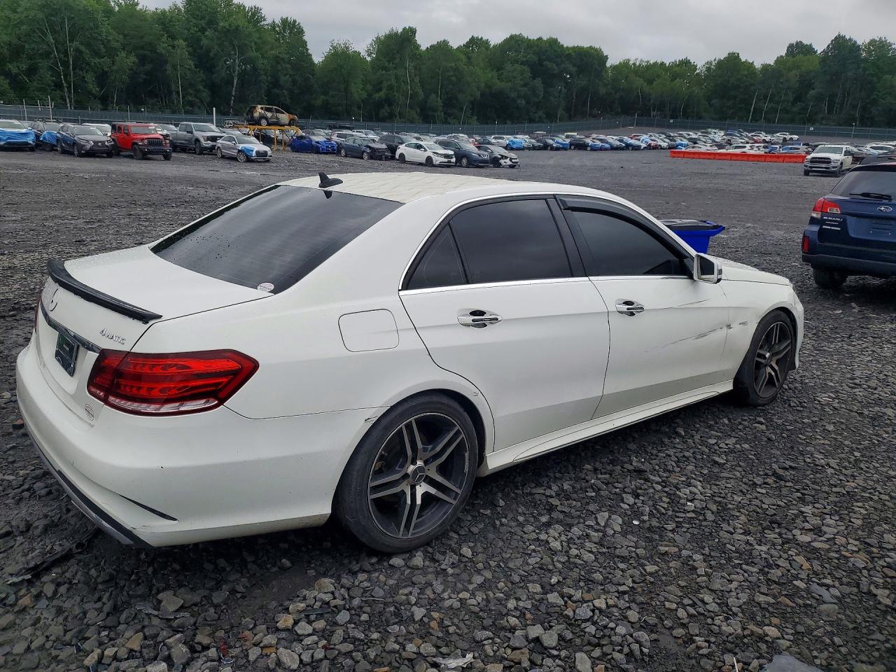 2014 Mercedes-benz E 350 4matic White vin: WDDHF8JB9EA854492