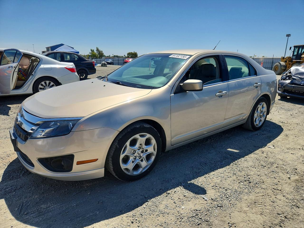 2010 Ford Fusion Se Beige vin: 3FAHP0HA5AR394436