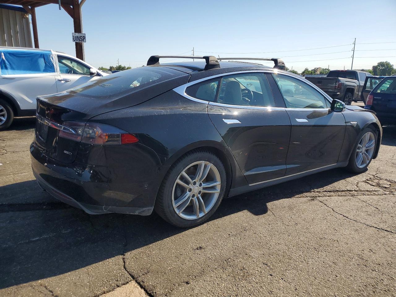 2015 Tesla Model S Black vin: 5YJSA1E25FF112714