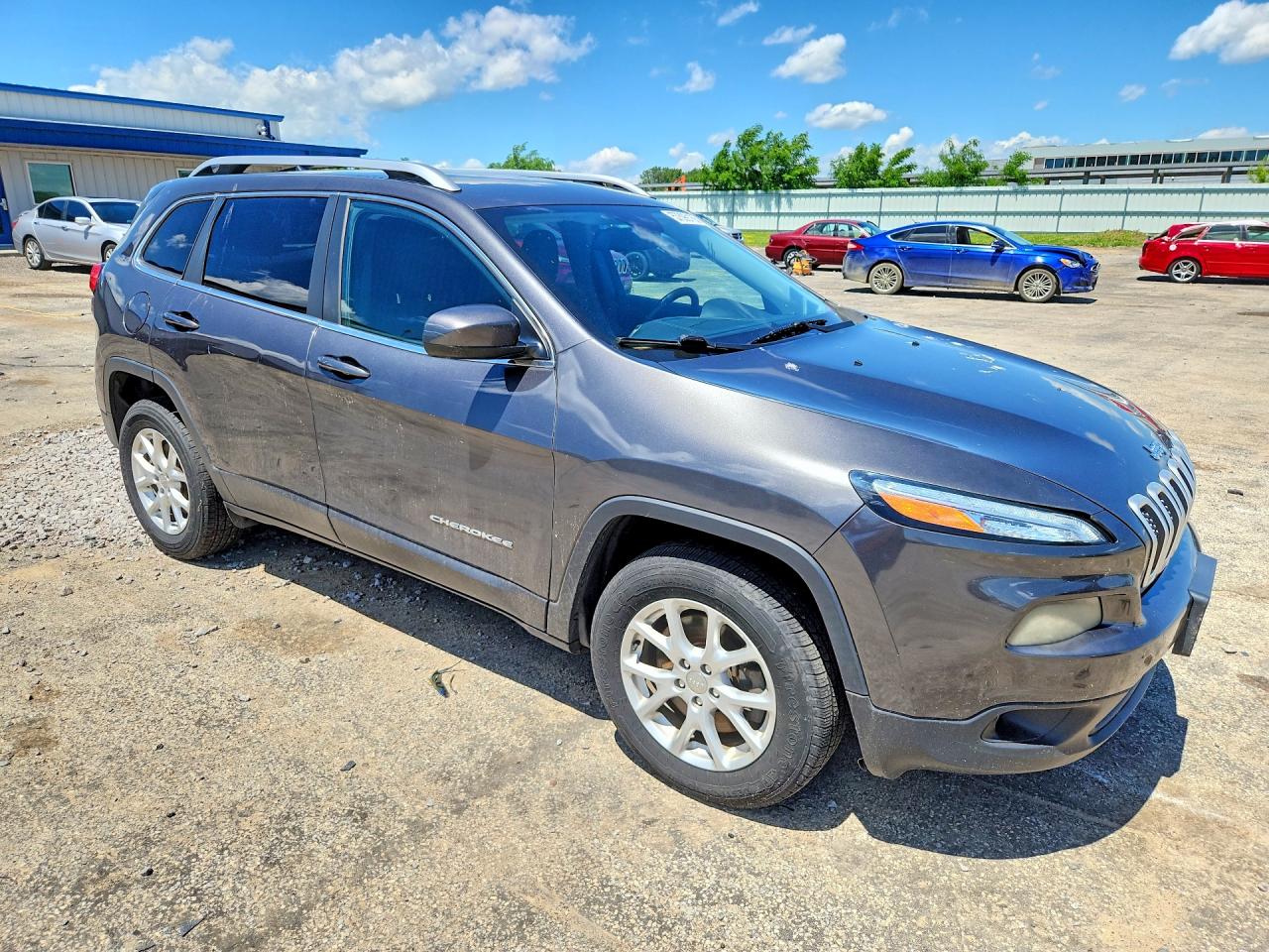 2015 Jeep Cherokee Latitude Gray vin: 1C4PJMCS9FW686352