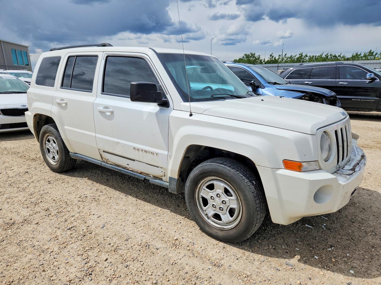2010 Jeep Patriot Sport White vin: 1J4NF2GB1AD500325