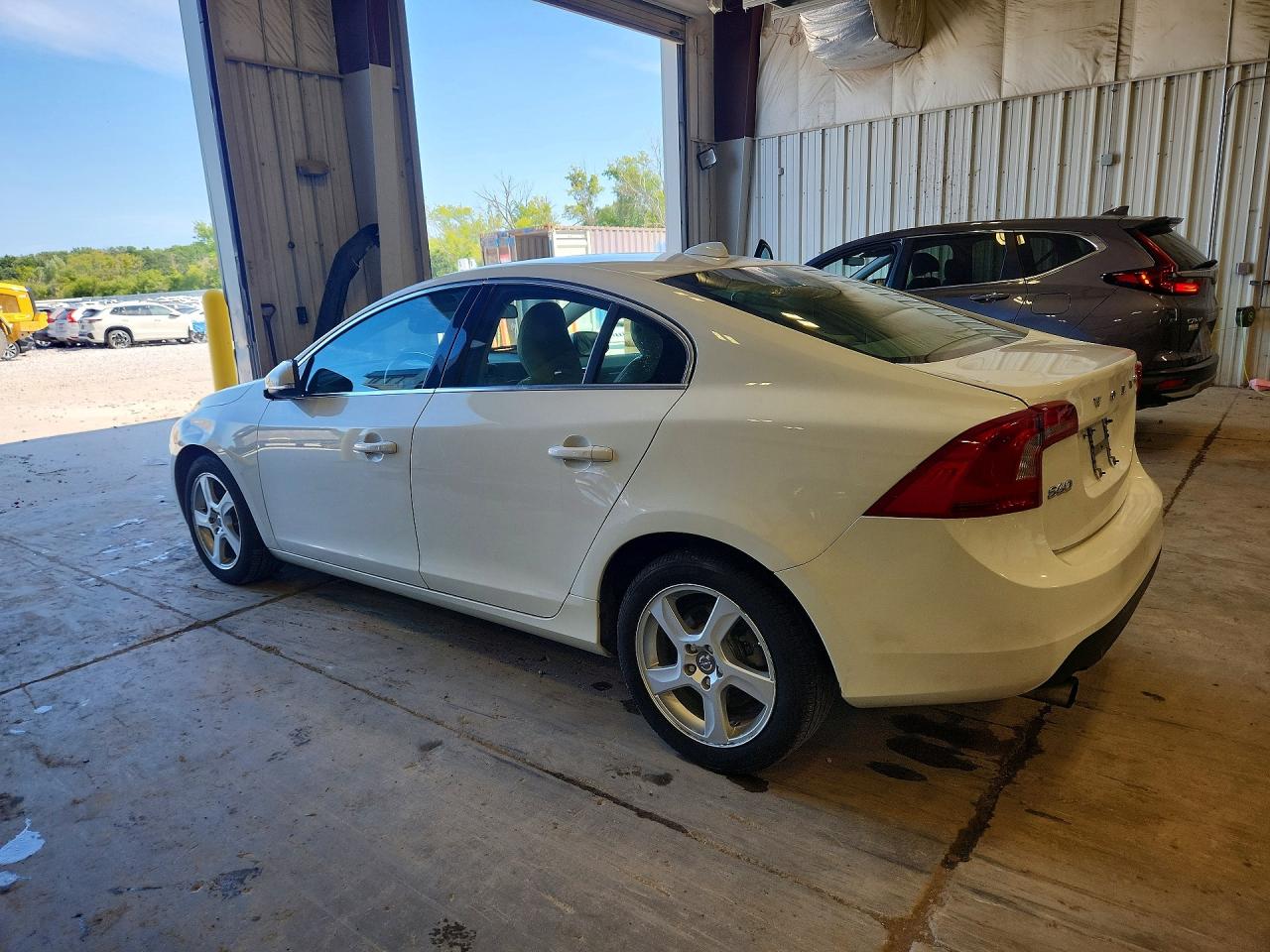 2013 Volvo S60 T5 White vin: YV1612FS1D2221459