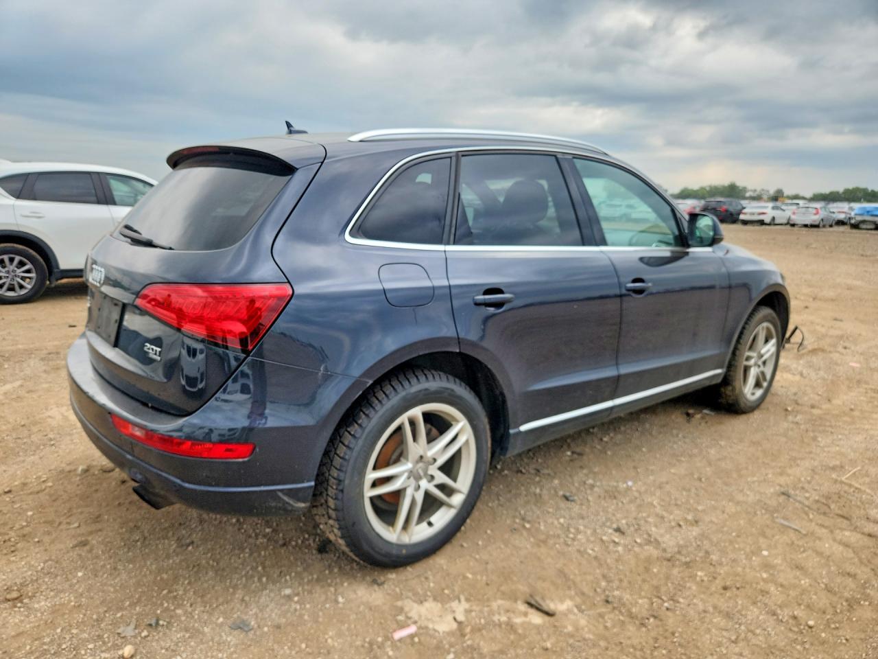 2014 Audi Q5 Premium Plus Blue vin: WA1LFAFP3EA035343