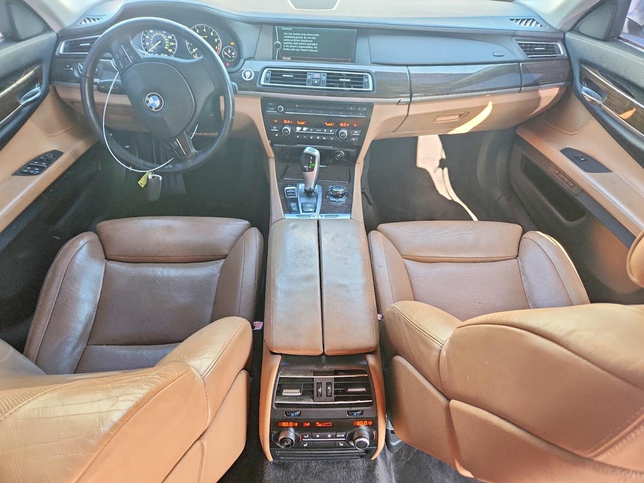 2010 Bmw 750 Li Xdrive Белый vin: WBAKC8C5XAC430847