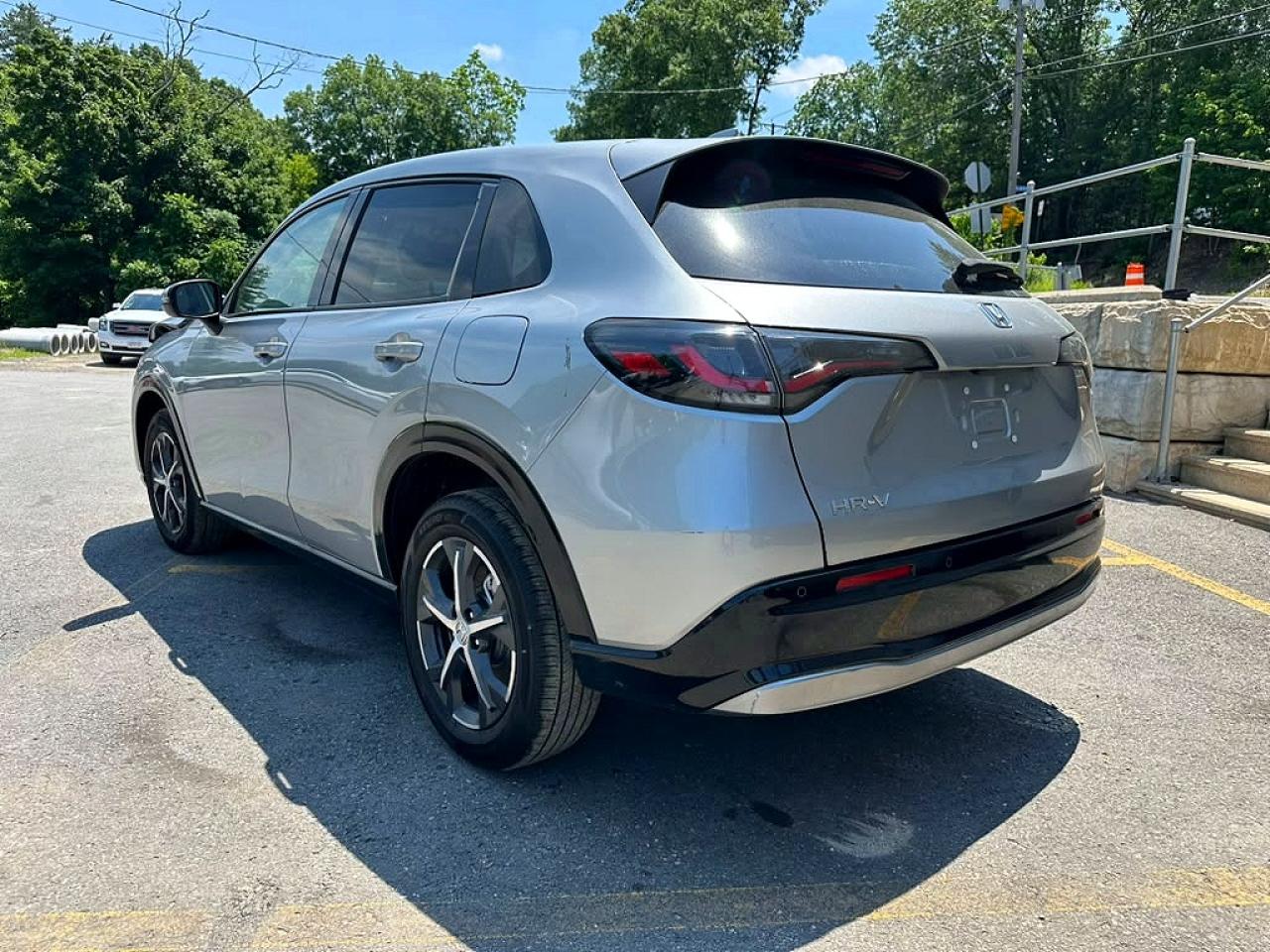 2025 Honda Hr-v Exl Silver vin: 3CZRZ2H77SM772855