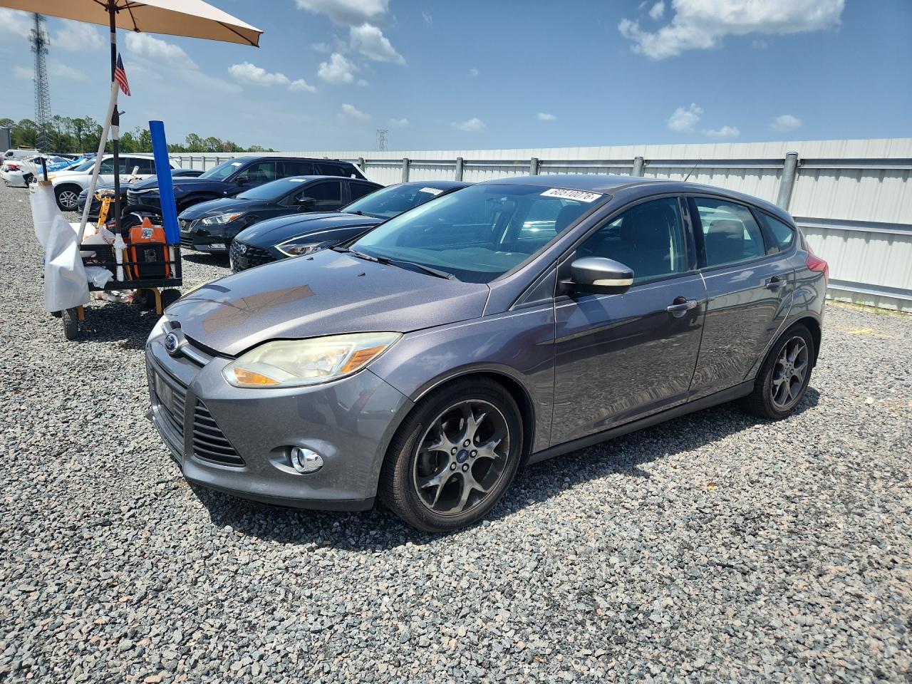 2014 Ford Focus Se Gray vin: 1FADP3K27EL280167