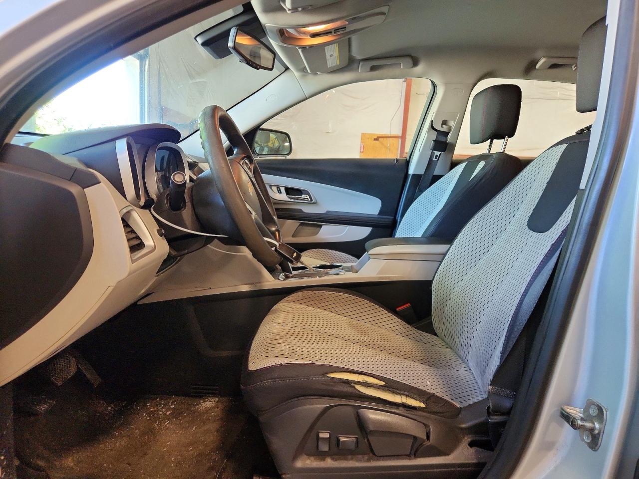 2015 Chevrolet Equinox Ls Silver vin: 2GNFLEEK7F6320352